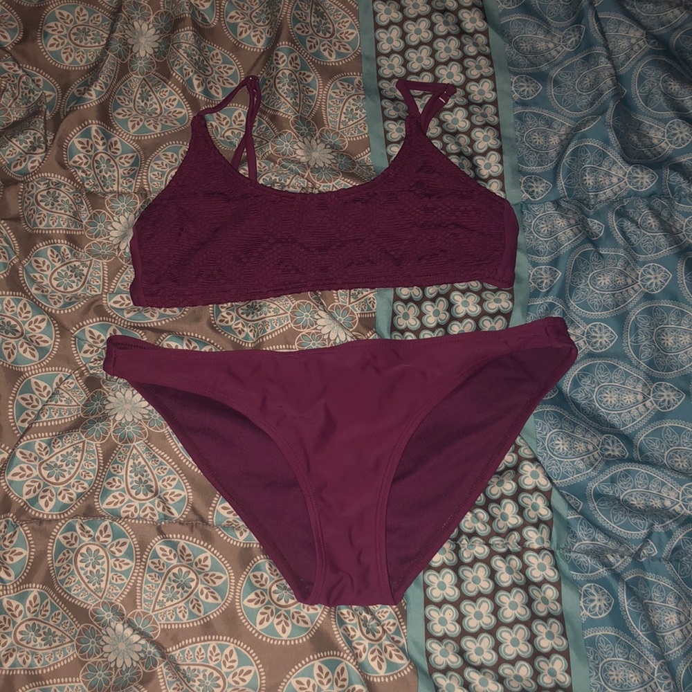 maroon bathing suit from shein! size small